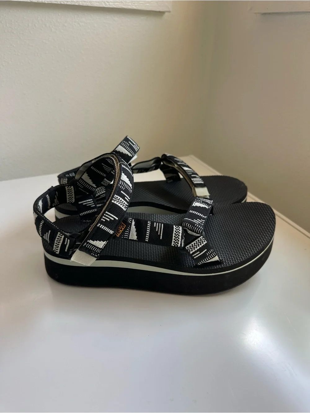 Teva size women’s